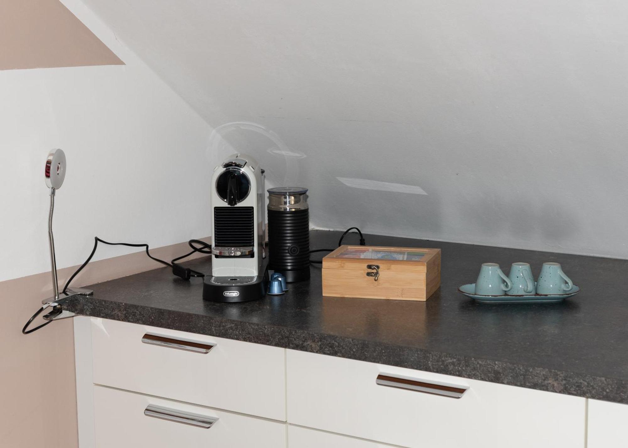 Apartment Moderne, Gemütliche Dg-wohnung In Ruhiger Lage *