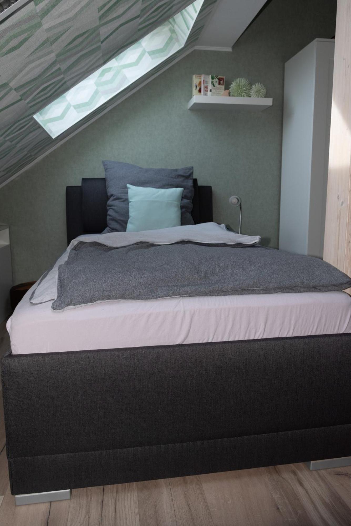 Apartment Moderne, Gemütliche Dg-wohnung In Ruhiger Lage *